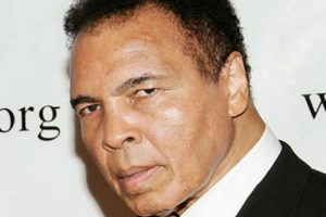 Muhammed Ali taburcu edildi