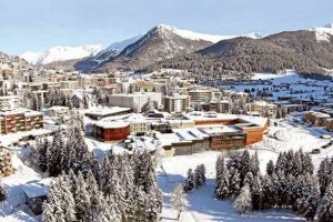 Davos yolcusu patronlara y&uuml;zde 15'lik kur faturası