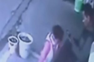 &Ccedil;ocuğun yaramazlığı hayat kurtardı