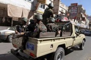 Yemen'de Cumhurbaşkanlığı Sarayı &ccedil;evresinde &ccedil;atışma!