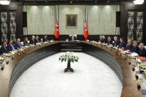 Saray'daki toplantı başladı