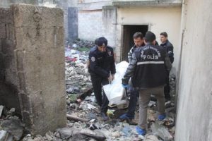 Yaşlı adam yalnız yaşadığı evde &ouml;l&uuml; bulundu