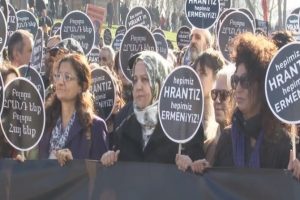Hrant Dink'in anma y&uuml;r&uuml;y&uuml;ş&uuml; başladı