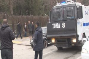 &Uuml;niversitede Charlie Hebdo gerginliği