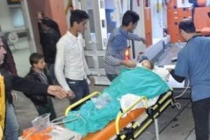&Uuml;zerine televizyon d&uuml;şen &ccedil;ocuk ağır yaralandı