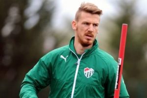 "Serdar Aziz Bursaspor'da mutlu"