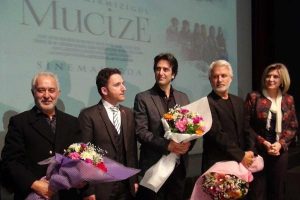 Bursa'da 'Mucize' filminin galasına b&uuml;y&uuml;k ilgi