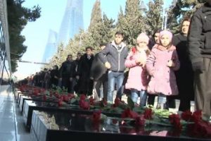 Azerbaycan'da 20 Ocak Şehitleri t&ouml;renlerle anıldı