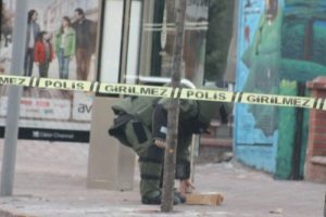 İstanbul'da ş&uuml;pheli paket paniği