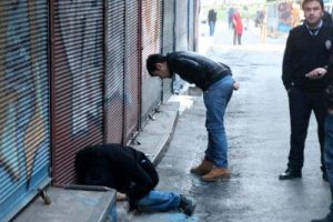 Beyoğlu'nda sokak ortasında polis cinayeti!