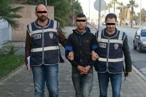 Kapka&ccedil;&ccedil;ı tutuklandı
