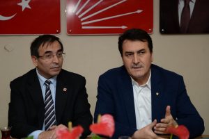D&uuml;ndar'dan CHP Osmangazi'ye hayırlı olsun ziyareti