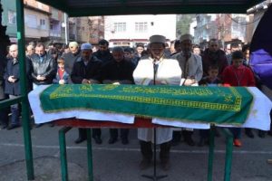 Servis kazasında &ouml;len Furkan toprağa verildi