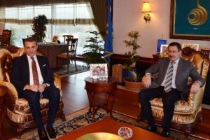Başkan G&ouml;k&ccedil;ek'ten Fikret Orman'a s&uuml;priz teklif