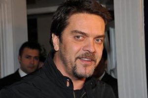 Beyaz'dan radikal kararlar! Şimdi de evleniyor...