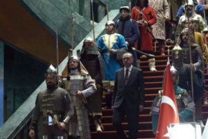 FT: Ger&ccedil;ek g&uuml;&ccedil; Erdoğan'da
