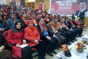Orhaneli Ak Parti Kadın Kolları se&ccedil;ime gitti