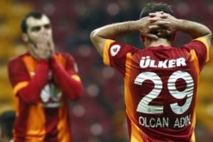 Aslan'a kupada b&uuml;y&uuml;k şok!