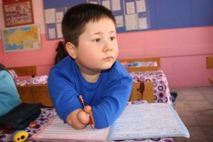 Onun okumaya engeli yok