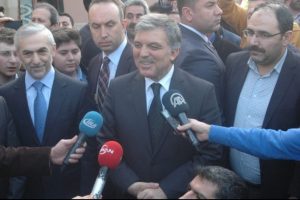 G&uuml;l'e 4 eski bakanla ilgili karar soruldu