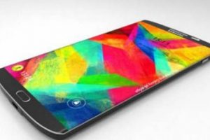 Samsung, &ccedil;ılgın bir telefonla geliyor