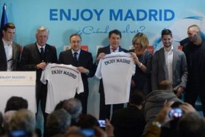 Madrid'i 'Real' tanıtıyor