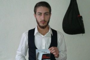Gen&ccedil; yazar &ouml;rnek oldu