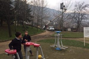 Bursa'da tepkilere rağmen baz istasyonunu kurdular!