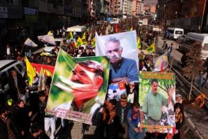 "&Ouml;calan'a &ouml;zg&uuml;rl&uuml;k" istediler