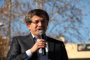 Başbakan Davutoğlu Diyarbakır'da