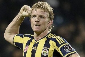 F.Bah&ccedil;e'nin herşeyi Kuyt!