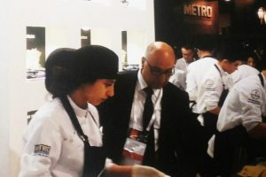 Bursalı aş&ccedil;ıya b&uuml;y&uuml;k onur
