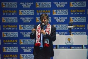 "T&uuml;rkiye'de sadece 2 parti var"