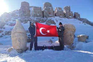 O manzara i&ccedil;in 13 kilometre y&uuml;r&uuml;d&uuml;ler
