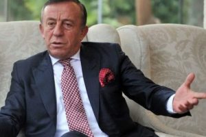Ağaoğlu: Ak Parti'yi sandıkta yenemeyenler...