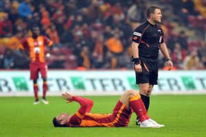 Burak Yılmaz'dan sakatlık a&ccedil;ıklaması