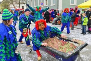 Almanya'da karnaval r&uuml;zg&acirc;rı esiyor