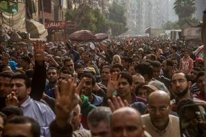 Mısır'daki g&ouml;sterilerde yine kan aktı
