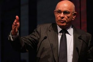 Van Praag FIFA başkanlığına aday!