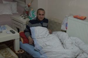 Yardım bekliyor