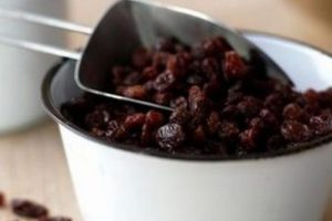 G&uuml;&ccedil;l&uuml; kemikler i&ccedil;in kuru &uuml;z&uuml;m t&uuml;ketin!