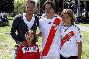 Simeone'nin oğlu da zirveye oynuyor!