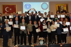 Sanat&ccedil;ıların 'usta'lık sevinci