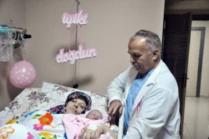 52 yaşında anne oldu