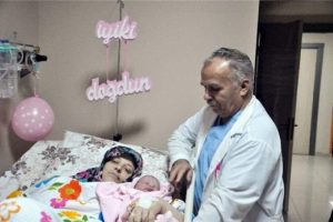 52 yaşında anne oldu