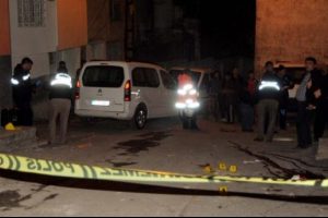Bor&ccedil;-alacak kavgası: 1 &ouml;l&uuml;, 1 yaralı