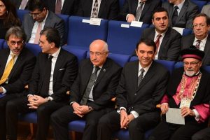 &Ccedil;i&ccedil;ek Holokost kurbanlarını anma t&ouml;renine katıldı