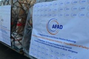 Ebola i&ccedil;in ila&ccedil; ve tıbbi malzeme desteği