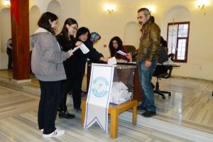 Tirilye mahalle meclisi se&ccedil;imi yapıldı