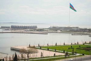 Azerbaycan "kemer sıkıyor"